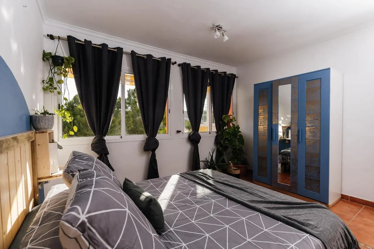 Hostel Los Amigos Yoga & Wellness La Mareta 0*,  Spagna
